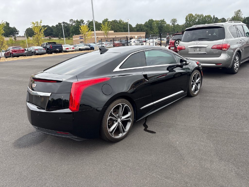 Used 2016 Cadillac ELR w/ Performance Package FWD image 6