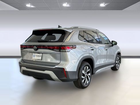 New 2026 Volkswagen Tiguan S FWD image 9