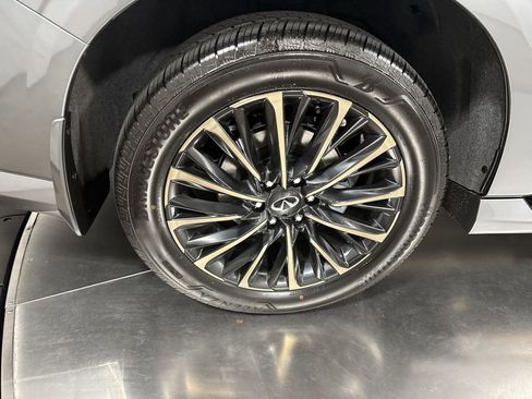 New 2026 INFINITI QX80 Autograph w/ Premium Cargo Package image 13