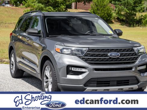 Used 2022 Ford Explorer XLT w/ Equipment Group 202A RWD image 1