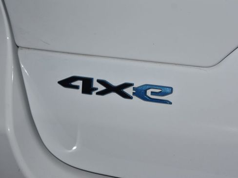 Used 2024 Jeep Grand Cherokee Trailhawk image 32