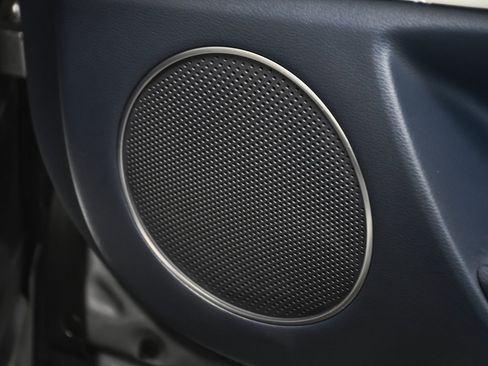 Used 2025 Genesis GV80 3.5T Prestige image 24