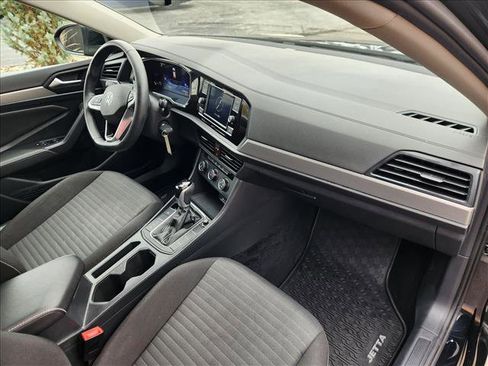 Certified 2024 Volkswagen Jetta S image 13