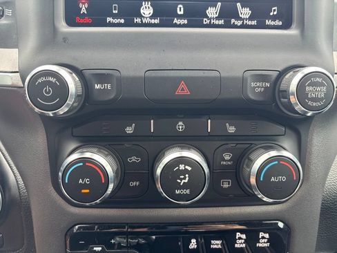 Used 2021 RAM 1500 Big Horn AWD/4WD image 4