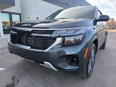 Certified 2024 Kia Seltos S image 12