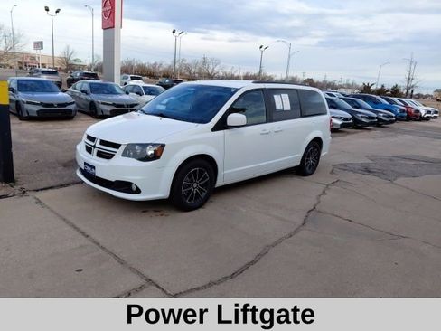 Used 2018 Dodge Grand Caravan GT image 8