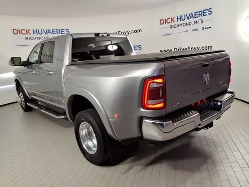 Used 2022 RAM 3500 Limited w/ Max Tow Package AWD/4WD image 6