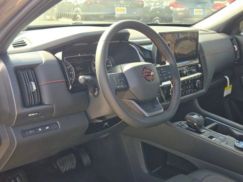 New 2026 Nissan Pathfinder Rock Creek image 11