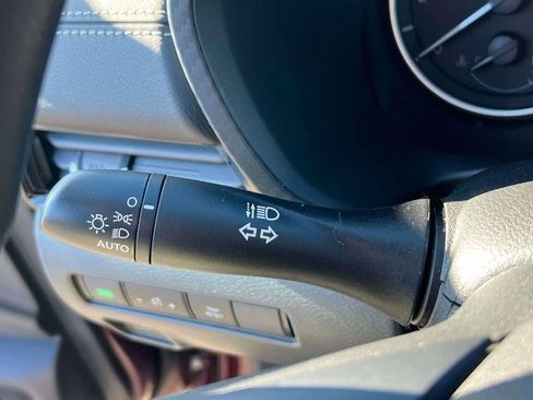 Certified 2025 Nissan Sentra SV image 22