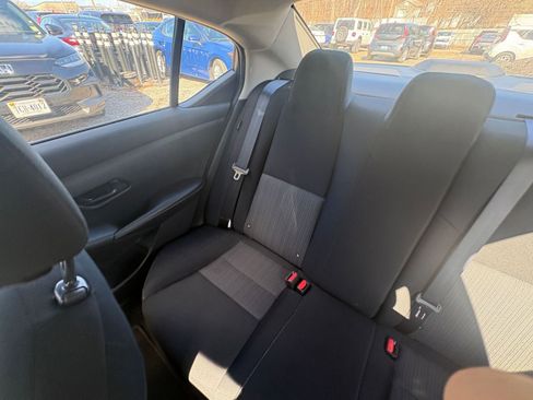 Used 2025 Nissan Sentra SV image 36