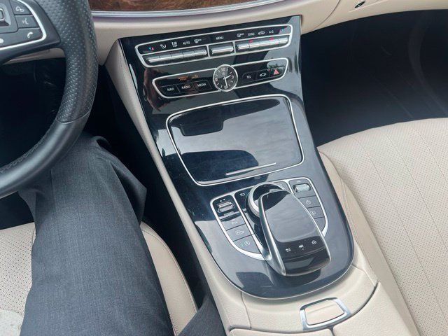 Certified 2018 Mercedes-Benz E 300 4MATIC image 15