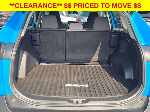 Used 2020 Toyota RAV4 XLE FWD image 29
