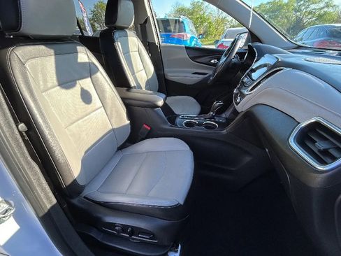 Used 2019 Chevrolet Equinox Premier image 50