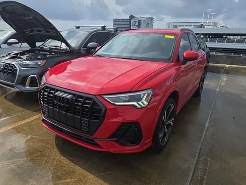 Used 2024 Audi Q3 2.0T Premium Plus AWD/4WD image 1