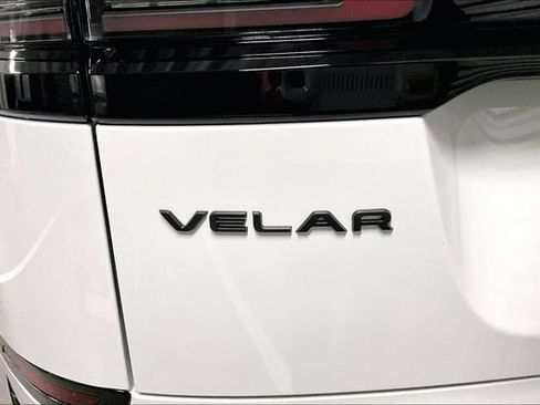 Certified 2026 Land Rover Range Rover Velar Dynamic SE AWD/4WD image 7