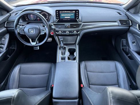 Used 2018 Honda Accord Sport image 13