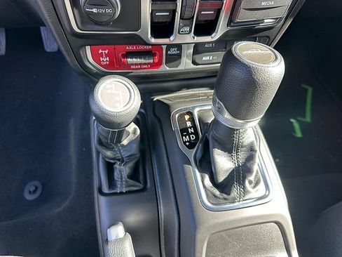 New 2026 Jeep Gladiator Mojave w/ Technology Group image 25