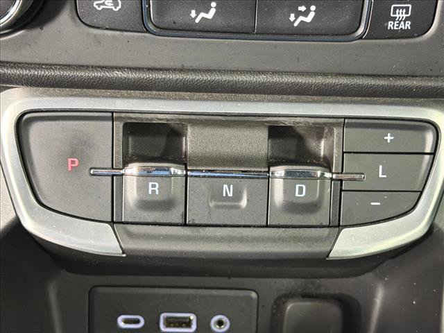 Used 2024 GMC Terrain SLE AWD/4WD image 30