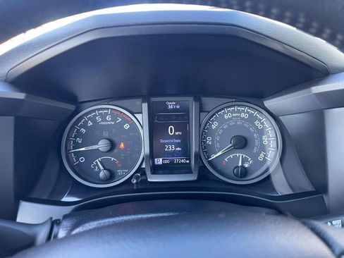 Used 2021 Toyota Tacoma TRD Sport w/ TRD Premium Sport Package image 23