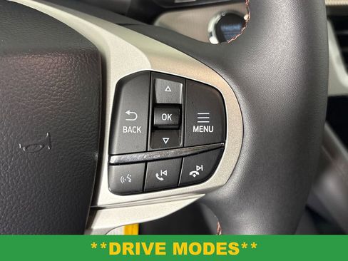 New 2026 Ford Explorer Active RWD image 19