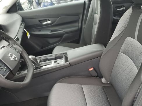 New 2026 Nissan Sentra SV w/ SV Convenience Package FWD image 19