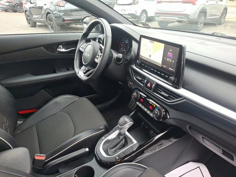 Used 2022 Kia Forte GT-Line image 12