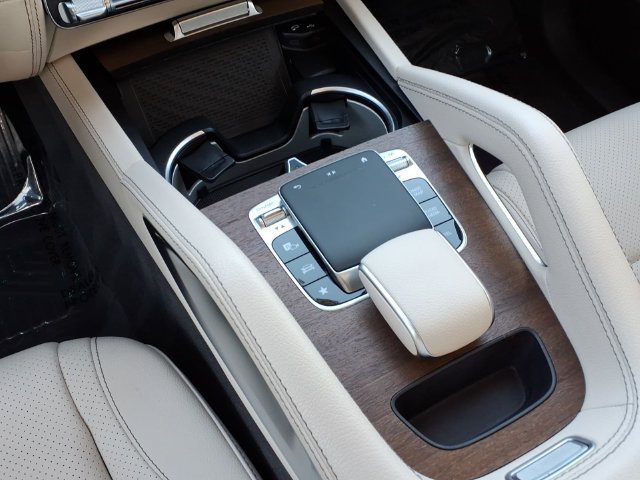 Used 2020 Mercedes-Benz GLE 350 image 7