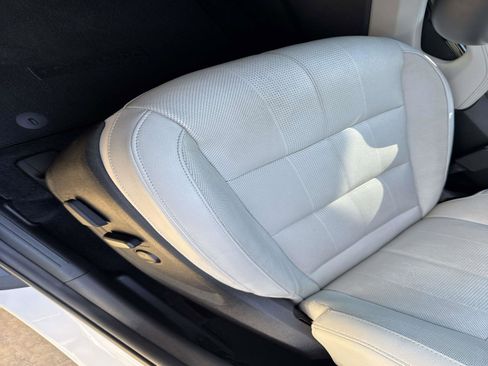 Used 2022 Kia Telluride EX w/ EX Premium Package image 20