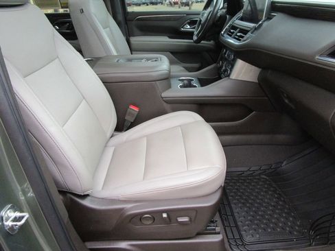 Used 2023 Chevrolet Tahoe LT image 33