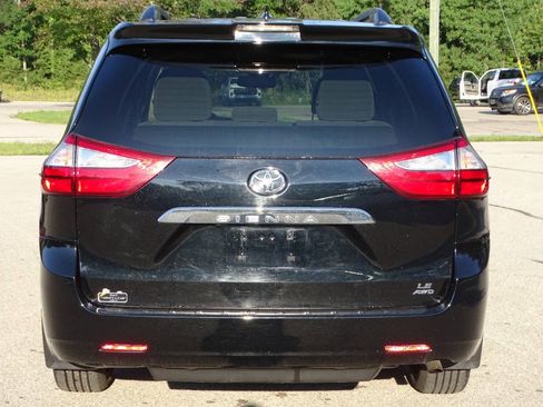 Used 2018 Toyota Sienna LE AWD image 8