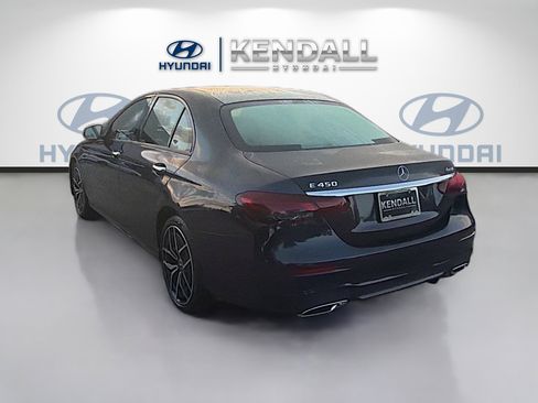 Used 2023 Mercedes-Benz E 450 4MATIC Sedan image 4