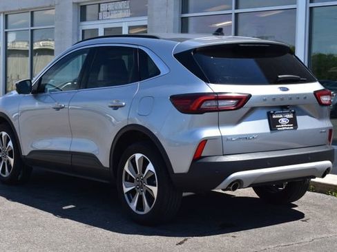Used 2023 Ford Escape Platinum AWD/4WD image 10