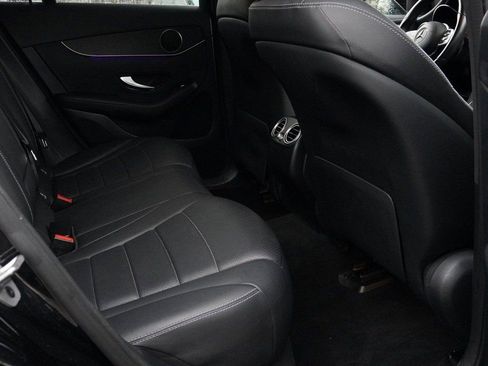 Used 2022 Mercedes-Benz GLC 300 4MATIC w/ Premium Package Lite image 28