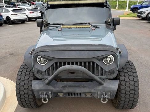 Used 2014 Jeep Wrangler Sport w/ Quick Order Package 23S AWD/4WD image 4