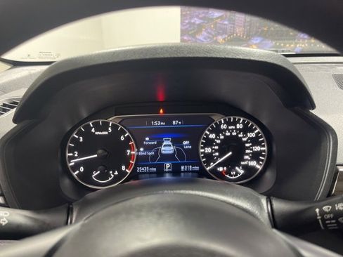 Used 2024 Nissan Altima 2.5 SV image 12