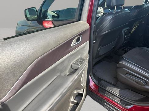 Used 2021 Jeep Grand Cherokee L Laredo image 27