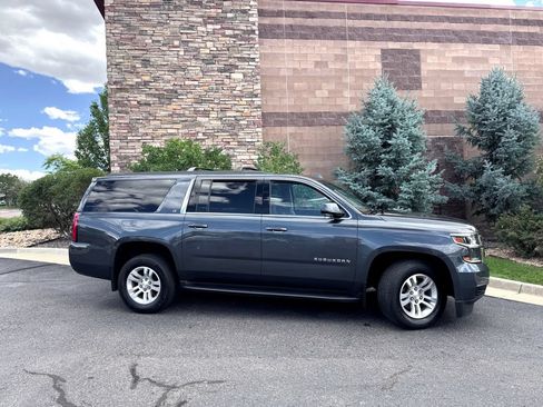 Used 2019 Chevrolet Suburban LT AWD/4WD image 6