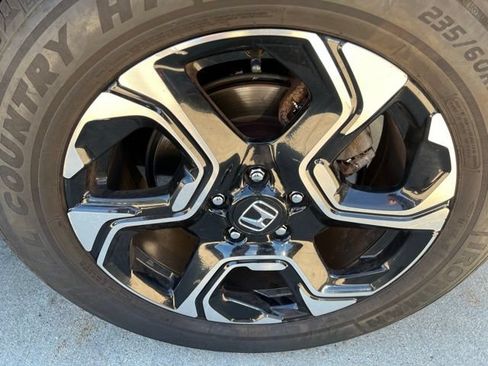 Used 2019 Honda CR-V Touring image 10