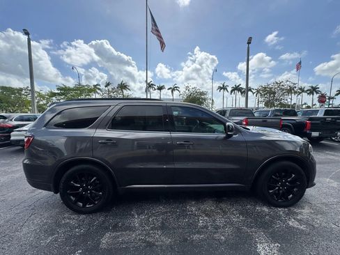 Used 2018 Dodge Durango R/T w/ Blacktop Package RWD image 8
