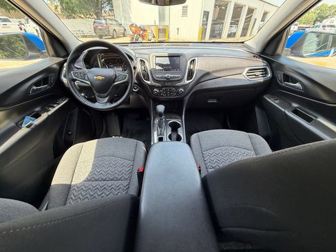 Used 2024 Chevrolet Equinox LT w/ LPO, Floor Liner Package FWD image 19