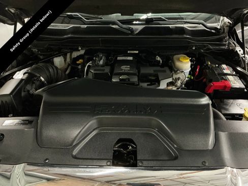 Used 2019 RAM 2500 Tradesman w/ Safety Group image 31