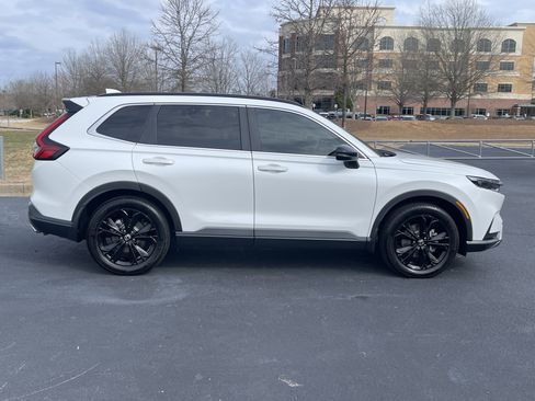 Used 2023 Honda CR-V Sport Touring image 10