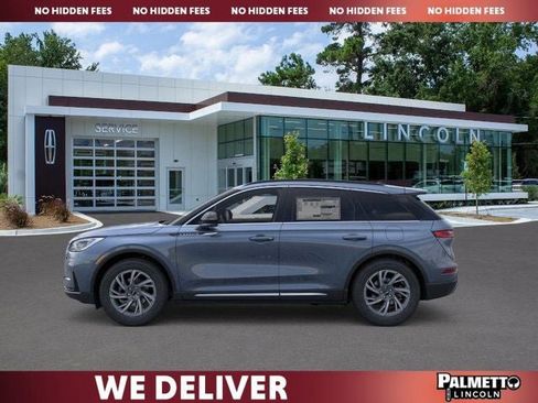 New 2026 Lincoln Corsair Premiere image 3