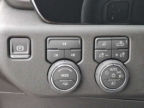 New 2026 Chevrolet Silverado 2500 LT w/ Trail Boss Package image 19