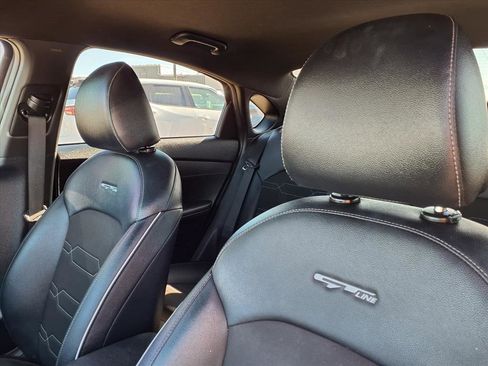 Used 2023 Kia Forte GT-Line image 17