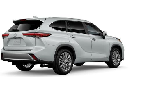 New 2026 Toyota Highlander Platinum image 12