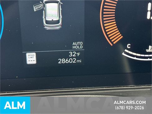 Used 2025 Hyundai Kona SEL image 32