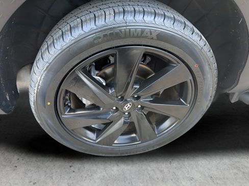 Used 2024 Hyundai Santa Cruz Night AWD/4WD image 46