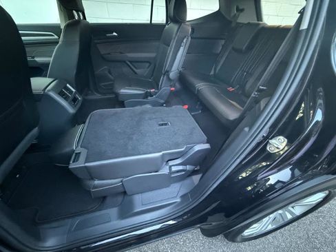 Used 2022 Volkswagen Atlas SE FWD image 13