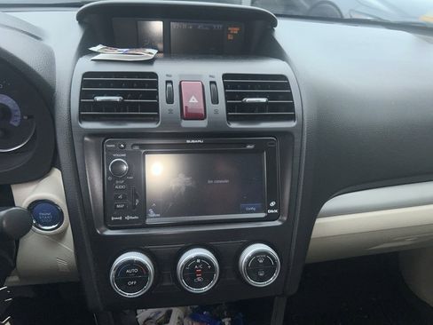 Used 2014 Subaru Crosstrek Touring image 9